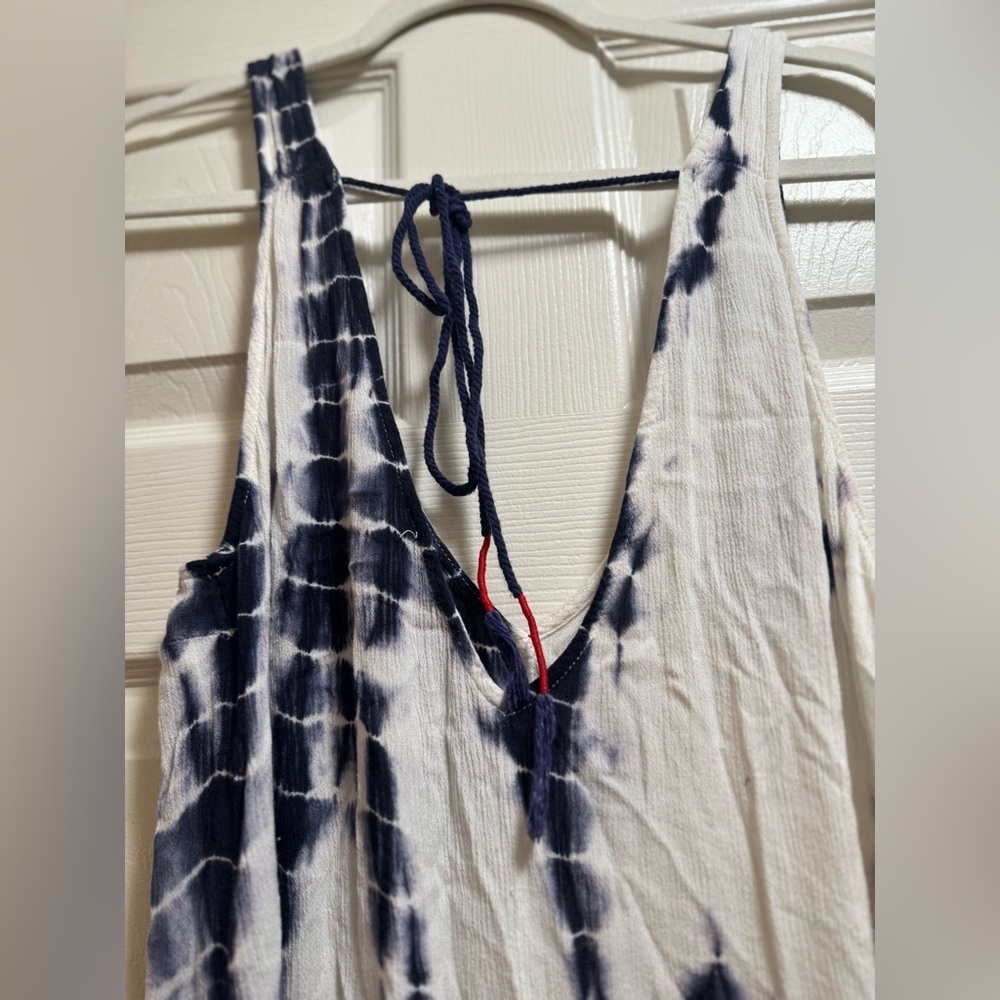 Aakaa Blue & White Tie-Dye Maxi Dress - Picture 6 of 8
